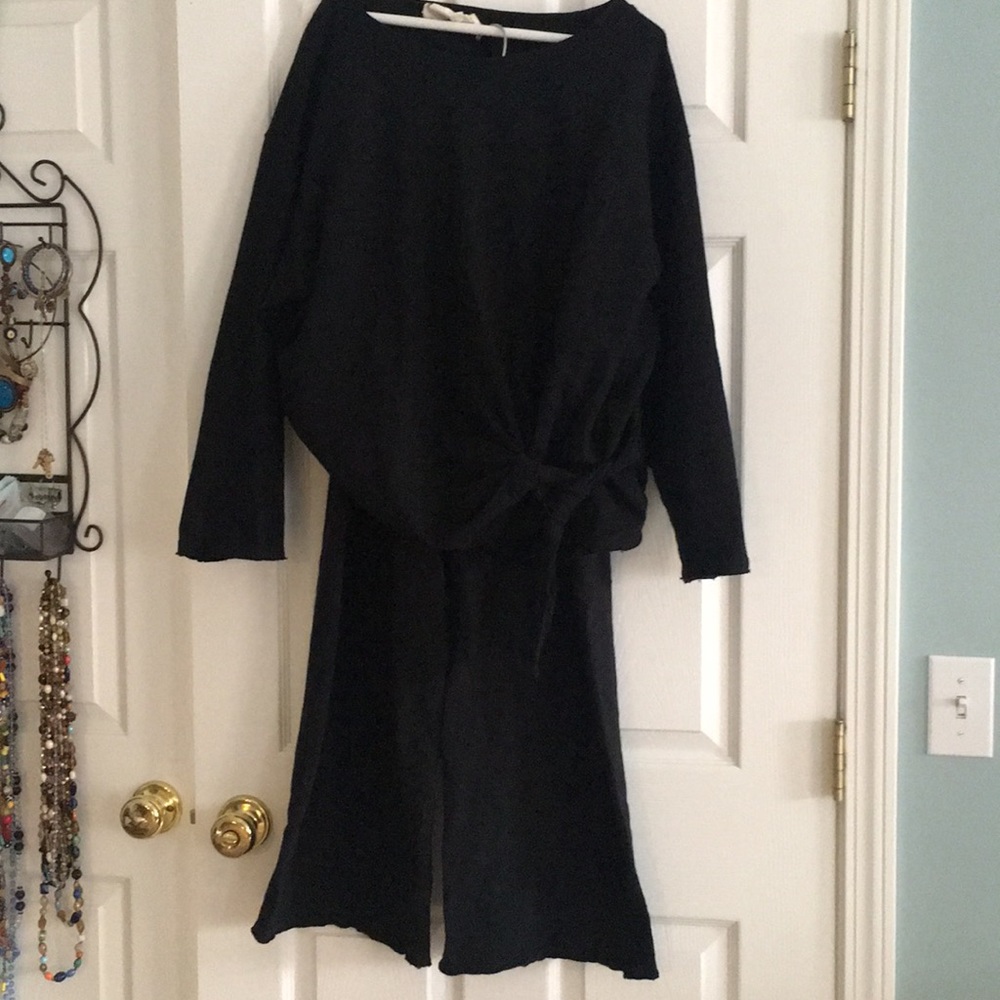 Free People matching sweatshirt and sweatpants